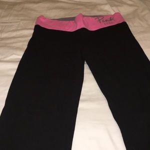 Yoga pants - black and pink